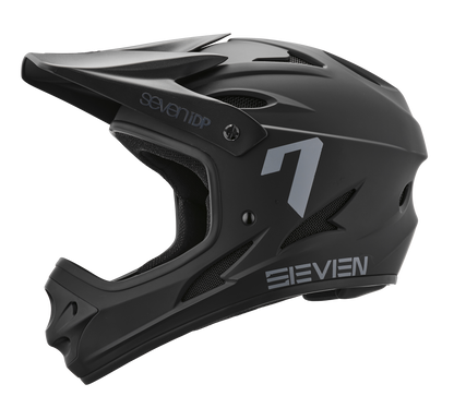 7IDP M1 HELMET MATT BLACK