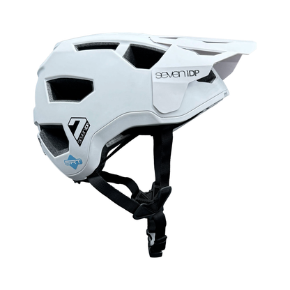 PROJECT 21 TRAIL HELMET